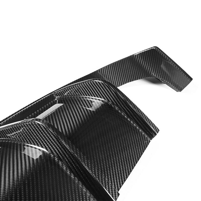 BMW M3 F80 / M4 F82 F83 3 Stück Prepreg-carbon Gt Stil Diffusor von OPTIC (2014-2019)