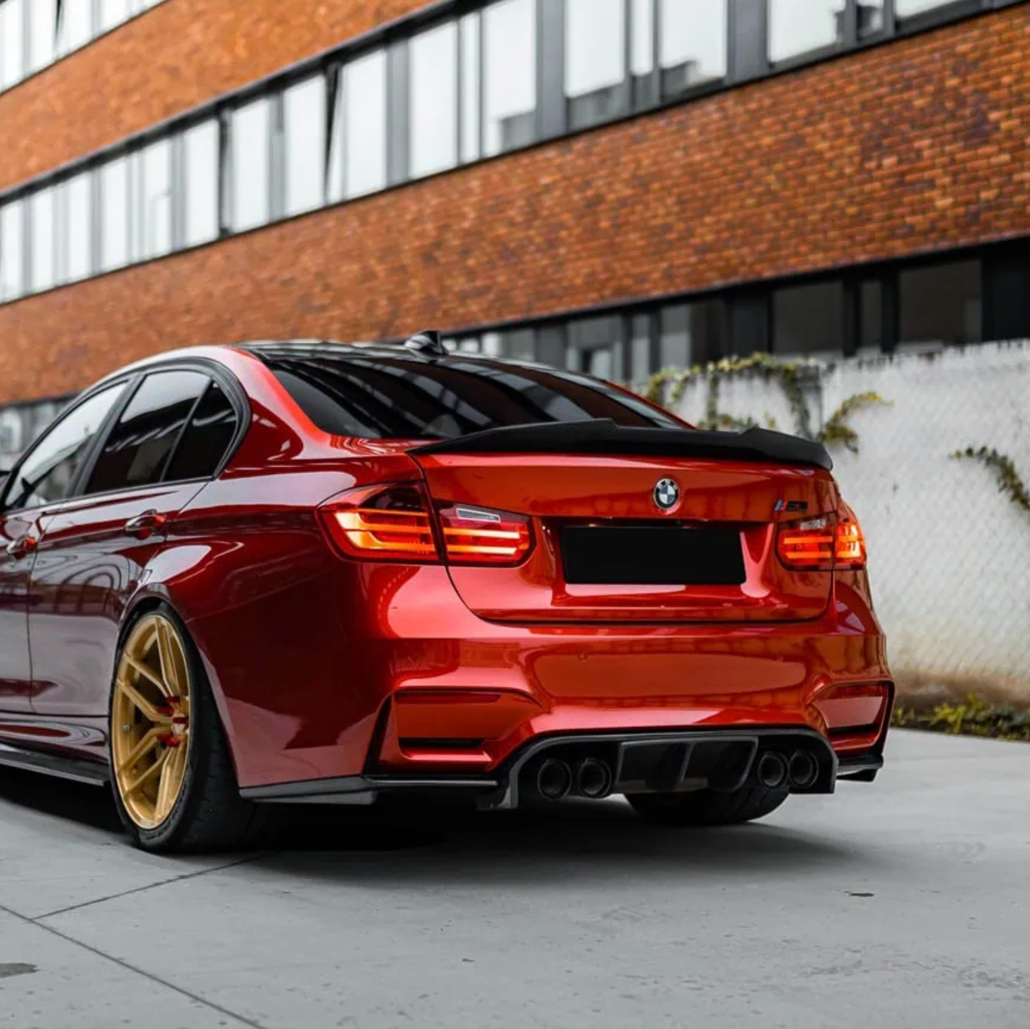 BMW Série 3 F30 / M3 F80 Carbone Pré-imprégné Becquet type PSM Ducktail par OPTIC (2014-2019)