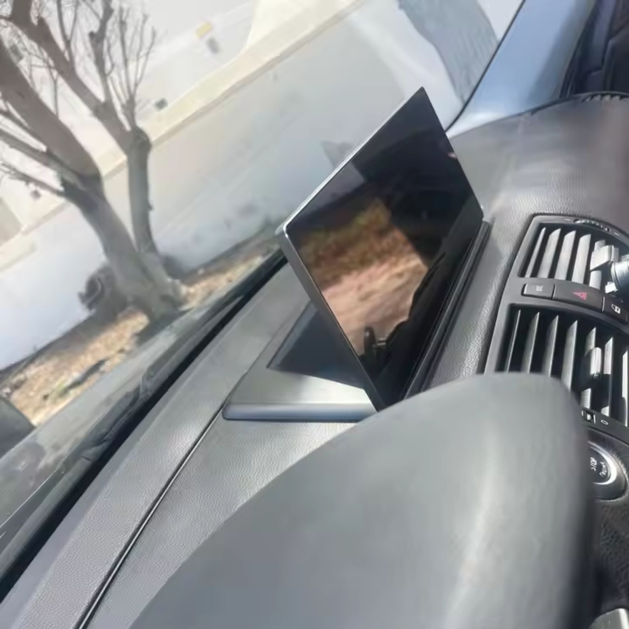 BMW 1er E81/E82/E87/E88 | 12.3" Apple CarPlay/Android Auto Touchscreen Display | (2004-2012)