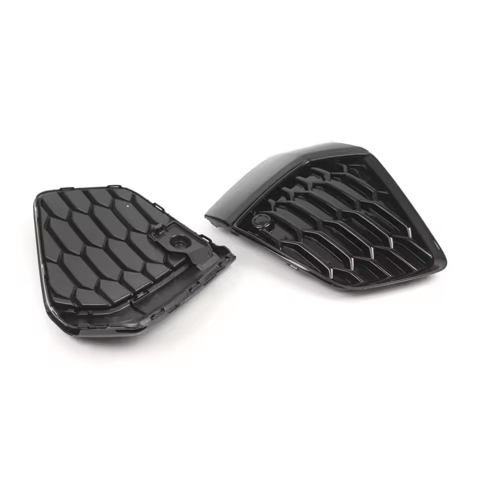 Audi A3 8Y S-Line Grilles d’antibrouillard Noir Brillant (2020-2023)