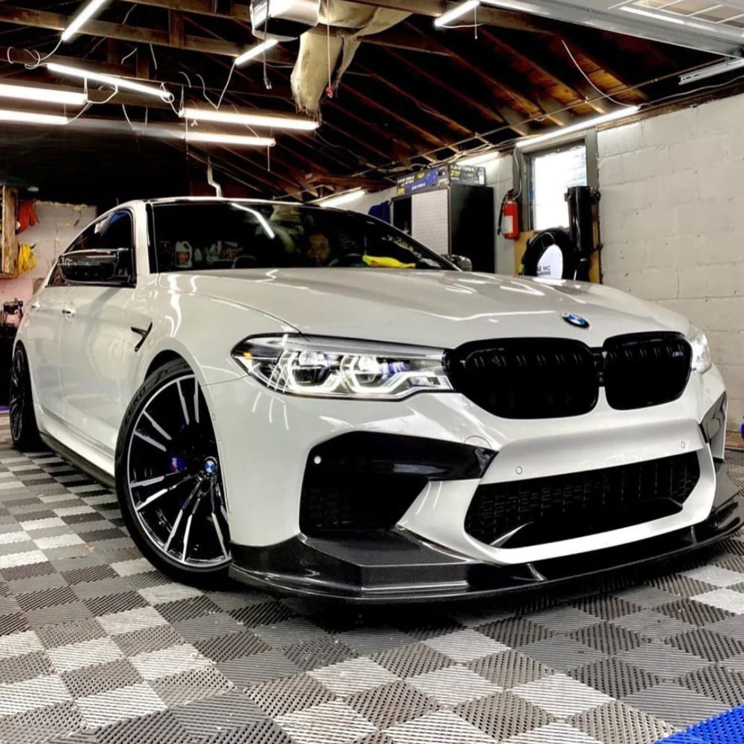 BMW M5 F90 Carbon MP-Stil Frontlippe (2017-2020)