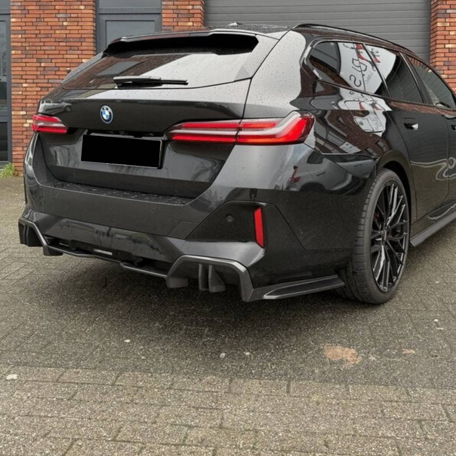 BMW 5 Series G60 G61 Pre-Preg Dry Carbon Fibre Mp Style Rear Diffuser By OPTIC (2024+)