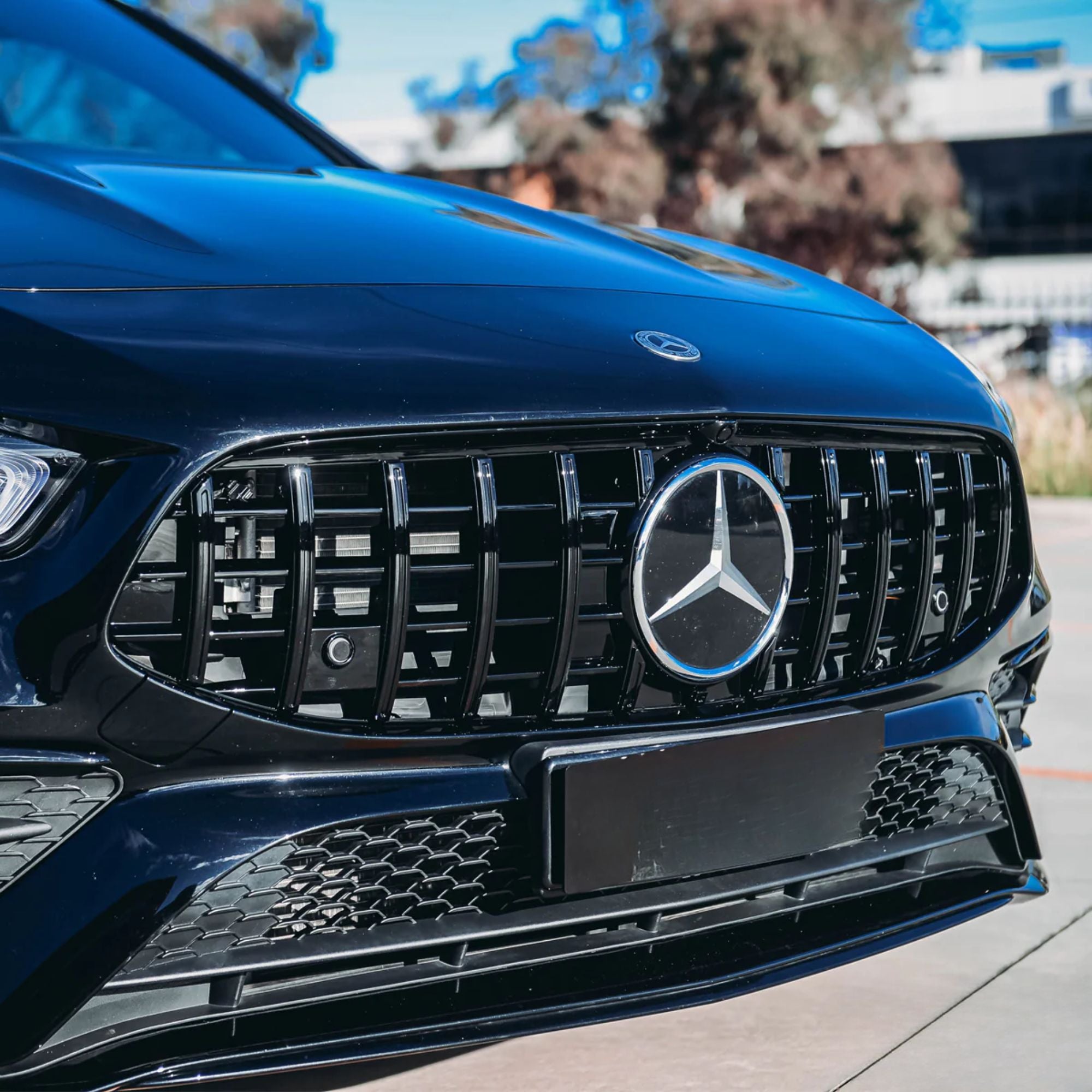 Mercedes CLA W118/C118 Hochglanz Schwarze Panamericana GT Style Grill (2019-2023)