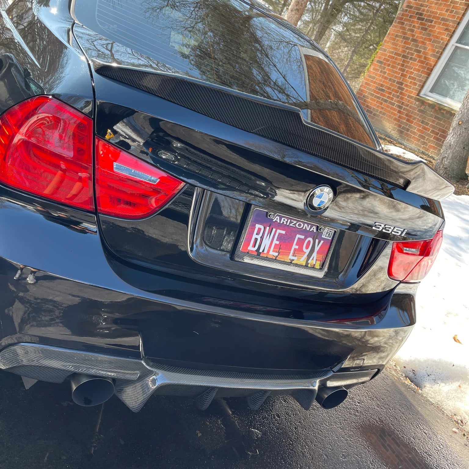 Cadre de plaque d'immatriculation en fibre de carbone