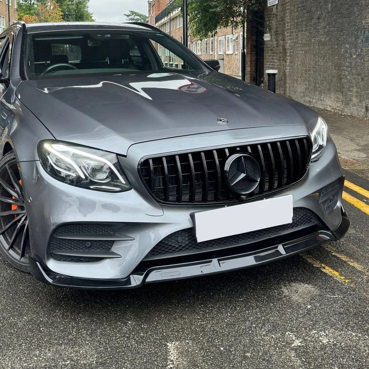 Mercedes E-Klasse W213 4-Türer AMG Style Hochglanz Schwarze Frontlippe Splitter (2017-2020)