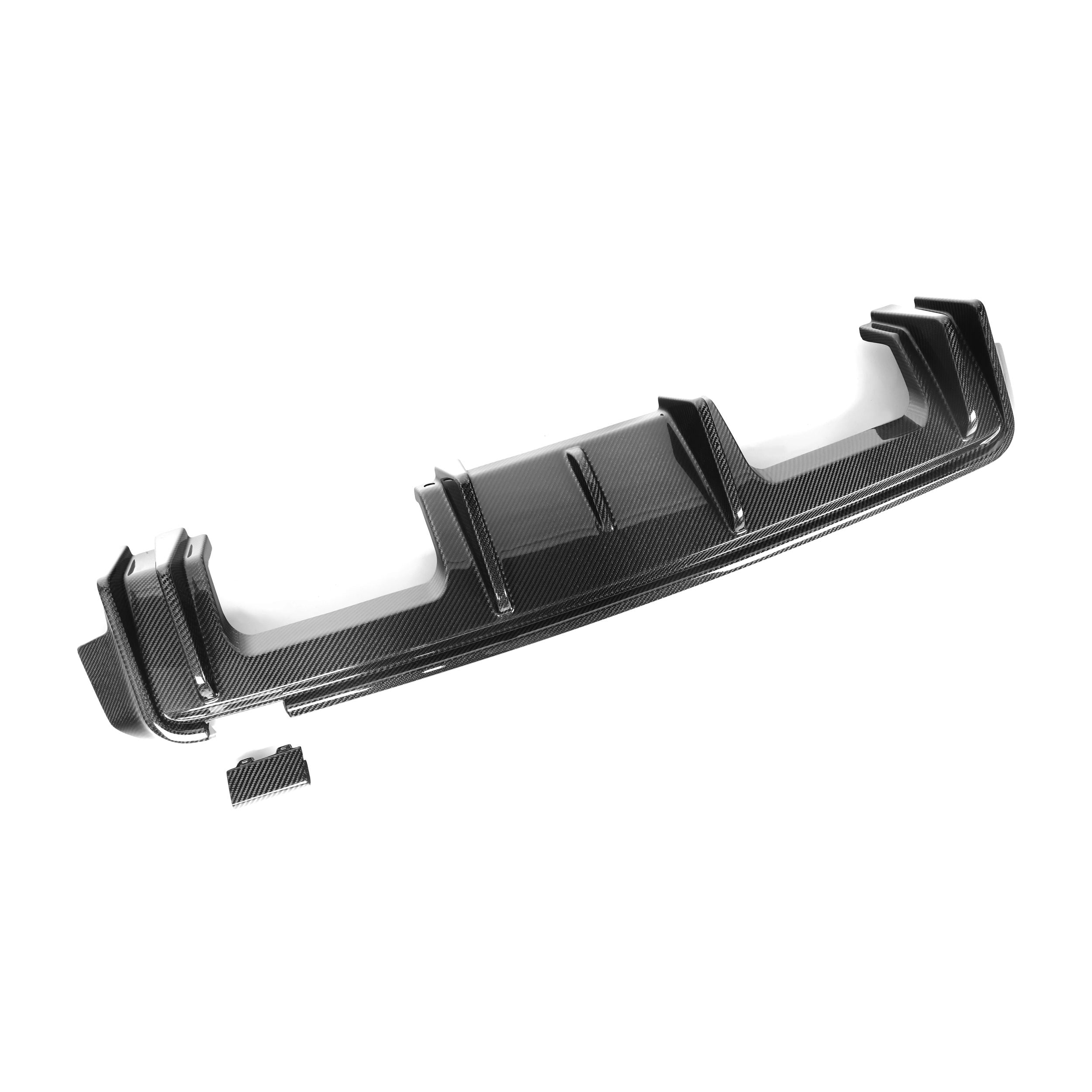BMW M3 G80 G81 / M4 G82 G83 Prepreg-carbon 3D Stil Diffusor von OPTIC (2021+)
