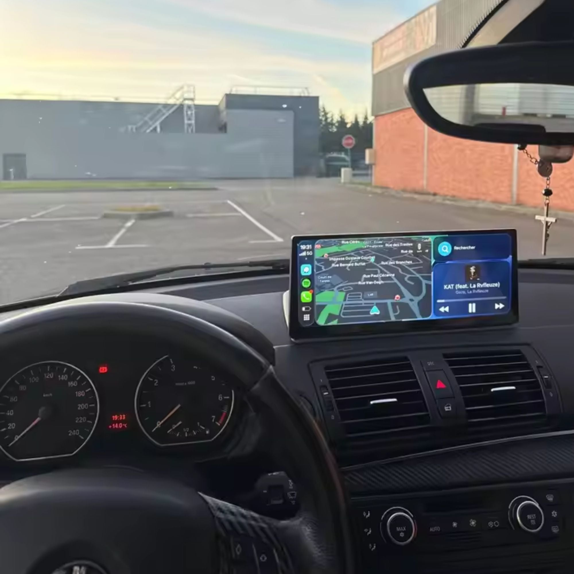 BMW 1er E81/E82/E87/E88 | 12.3" Apple CarPlay/Android Auto Touchscreen Display | (2004-2012)