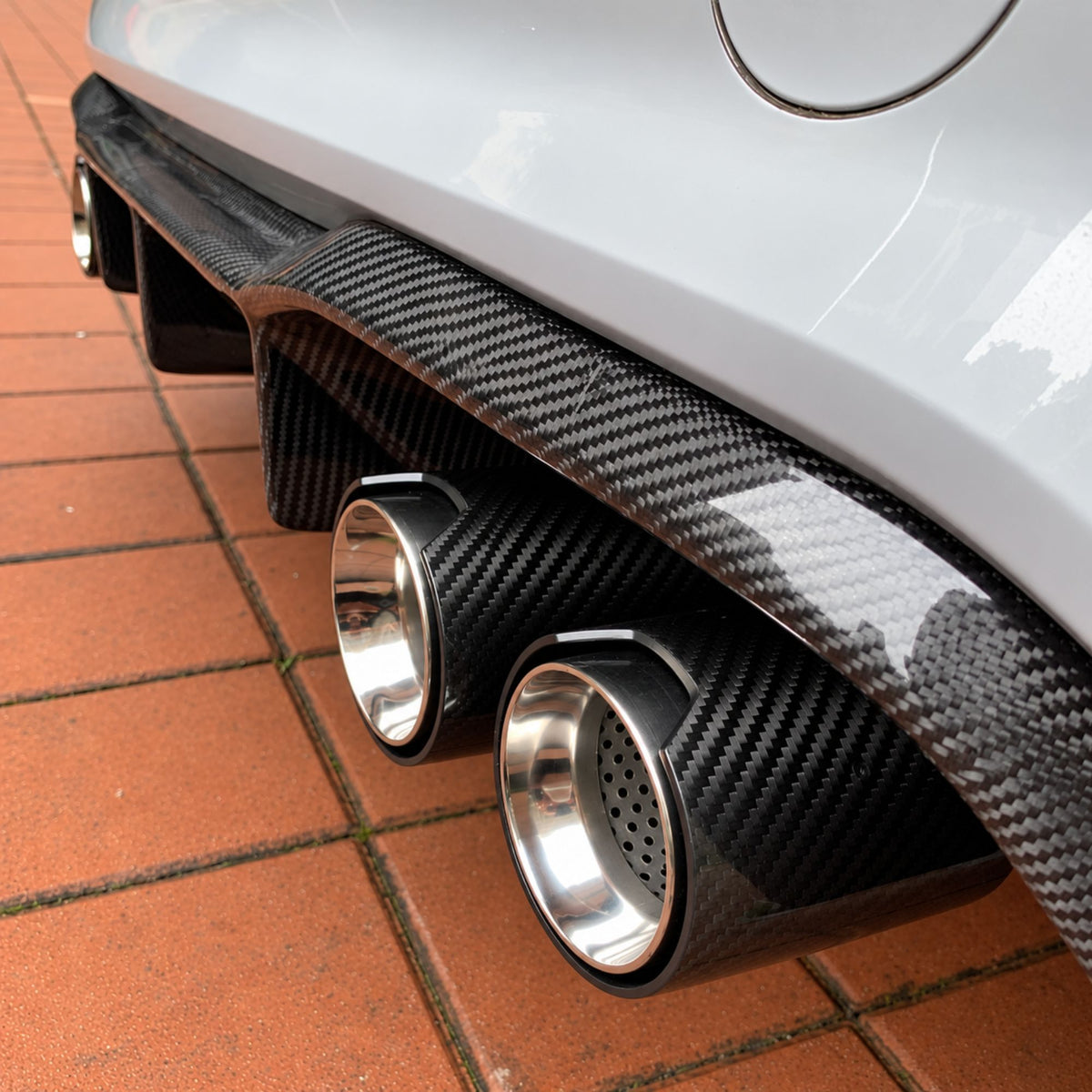 BMW M6 F06/F12/F13 Gerade Carbon Endrohrblenden