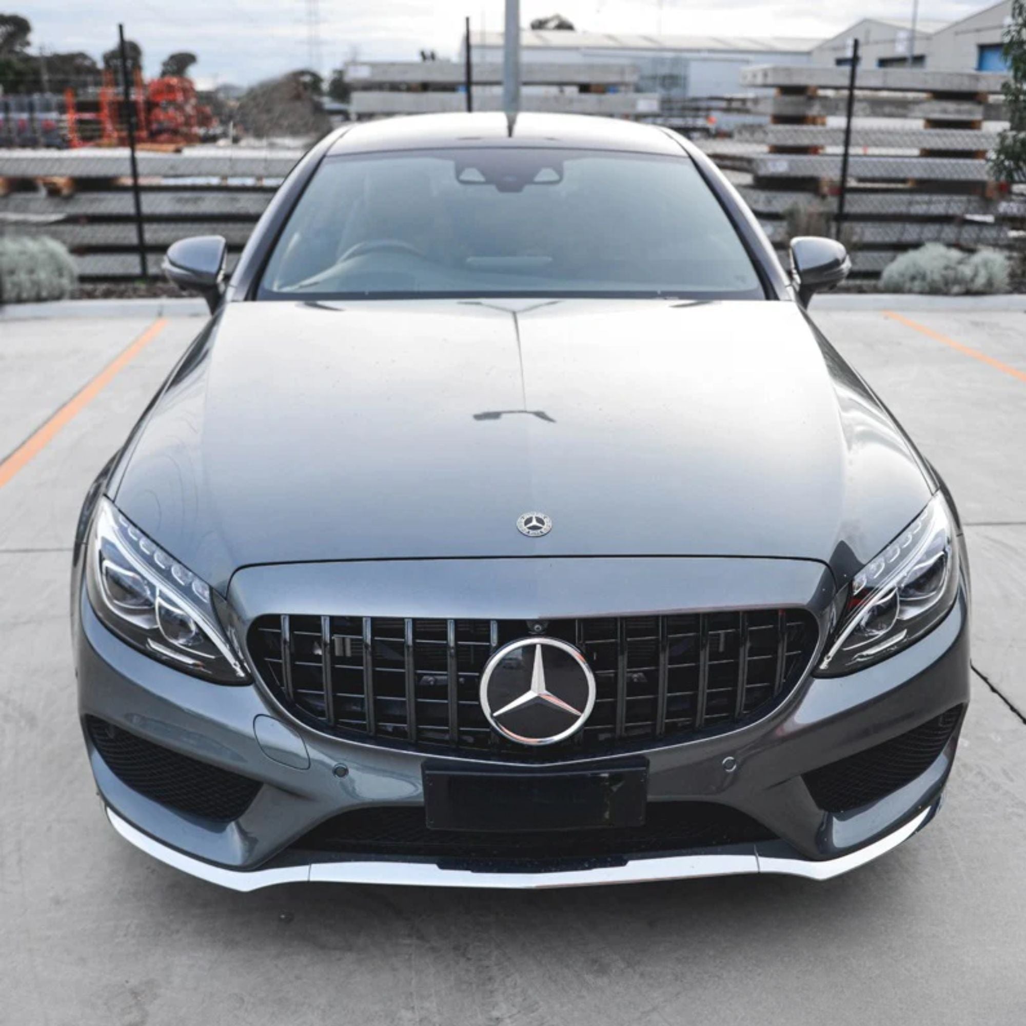Mercedes C-Klasse C63 W205/C205 Hochglanz Schwarze Panamericana GT Style Grill (2019-2021)