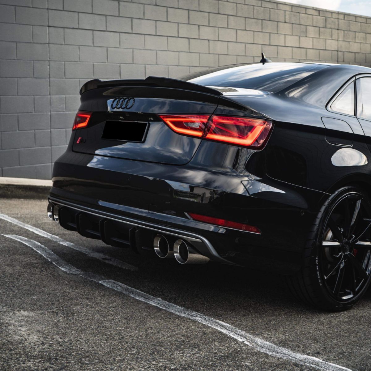 Audi A3 S3 RS3 8V Noir brillant Becquet arrière (2013-2020)